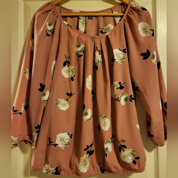 Sara Michelle blouse Sz Medium - Picture 1 of 3